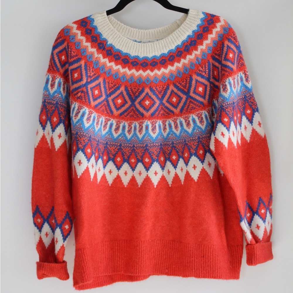 Women's Red/pink Patterned Sweater